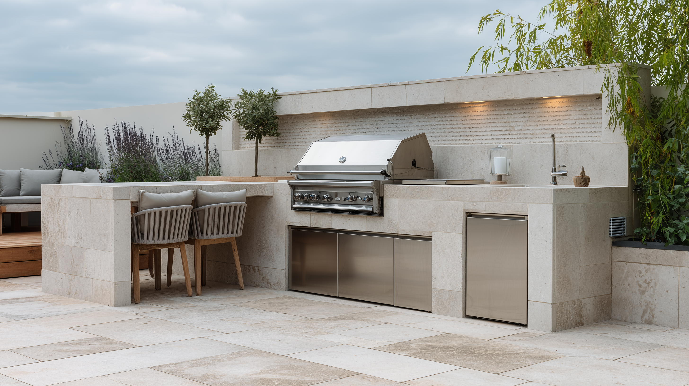 Luxury outdoor kitchen